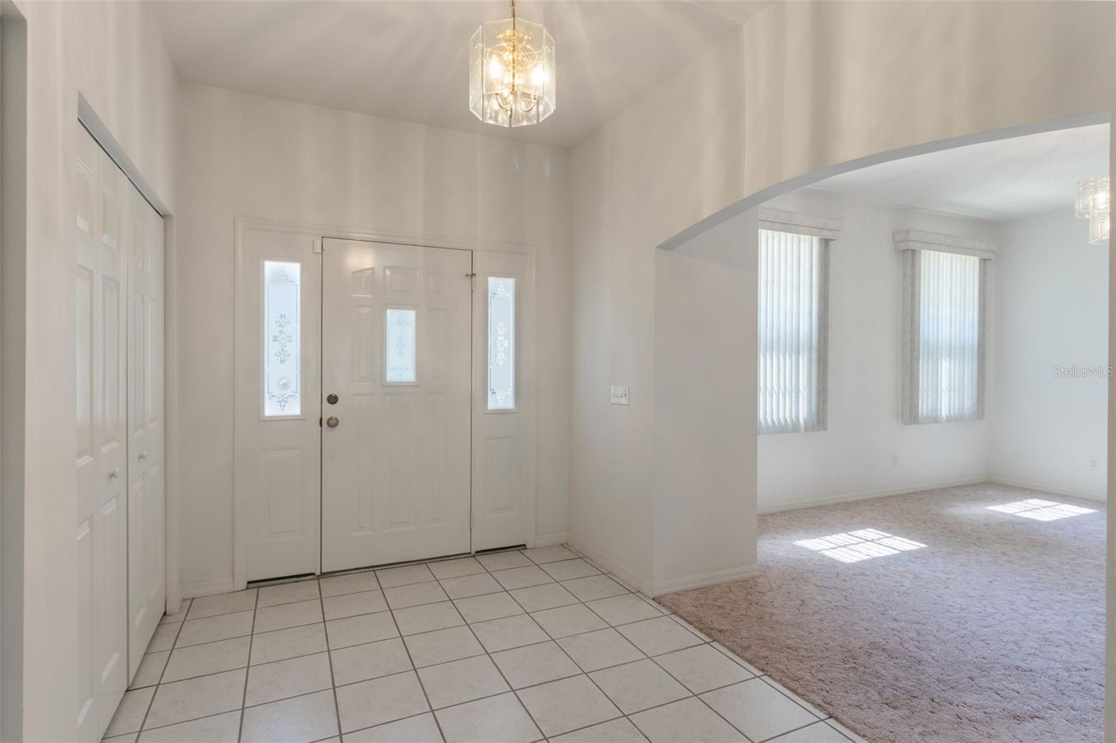 Image 4 of 36 For 1131 Country Oaks Boulevard