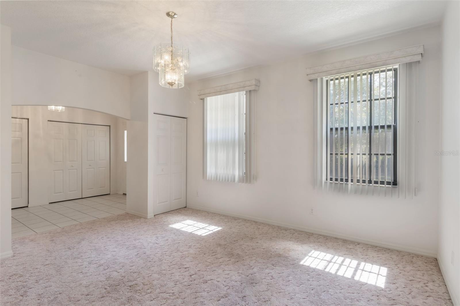 Image 6 of 36 For 1131 Country Oaks Boulevard