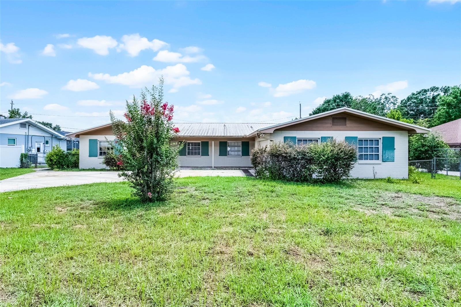 Details for 900 Howard Terrace Nw, WINTER HAVEN, FL 33881