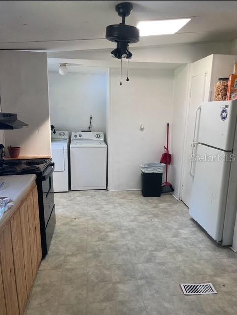 Image 5 of 8 For 2299 Cantor Court 524