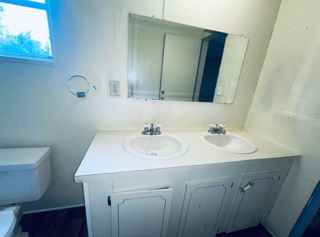 Image 6 of 8 For 2299 Cantor Court 524