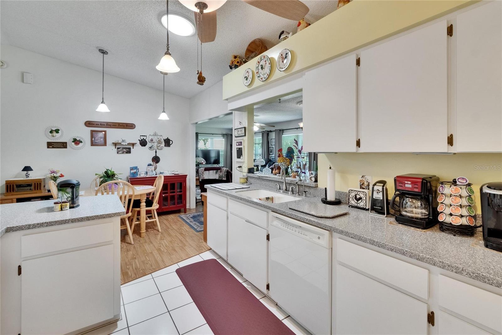 Image 16 of 94 For 3154 Prairie Dunes Circle W