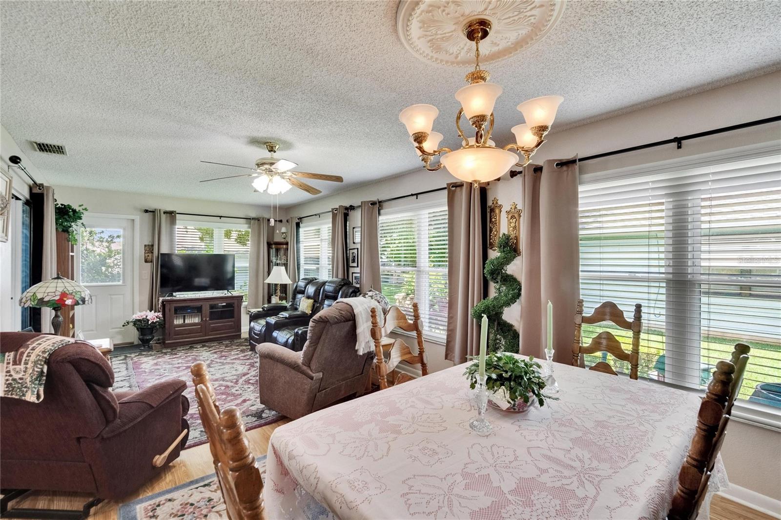 Image 21 of 94 For 3154 Prairie Dunes Circle W