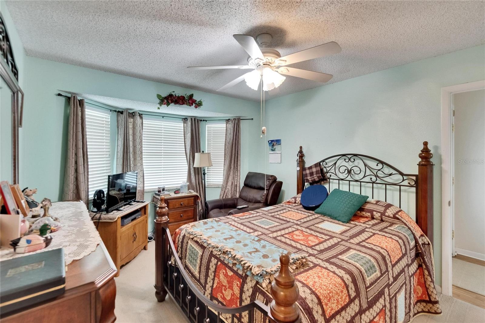 Image 6 of 94 For 3154 Prairie Dunes Circle W