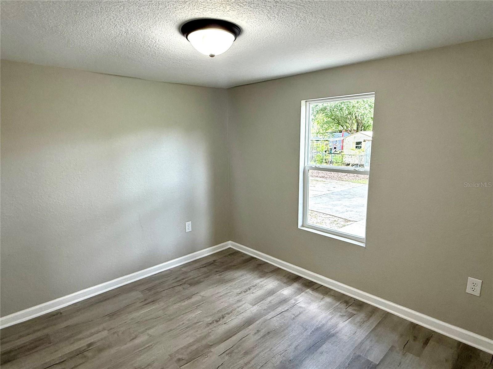 Image 10 of 20 For 6611 Glen Meadow Loop