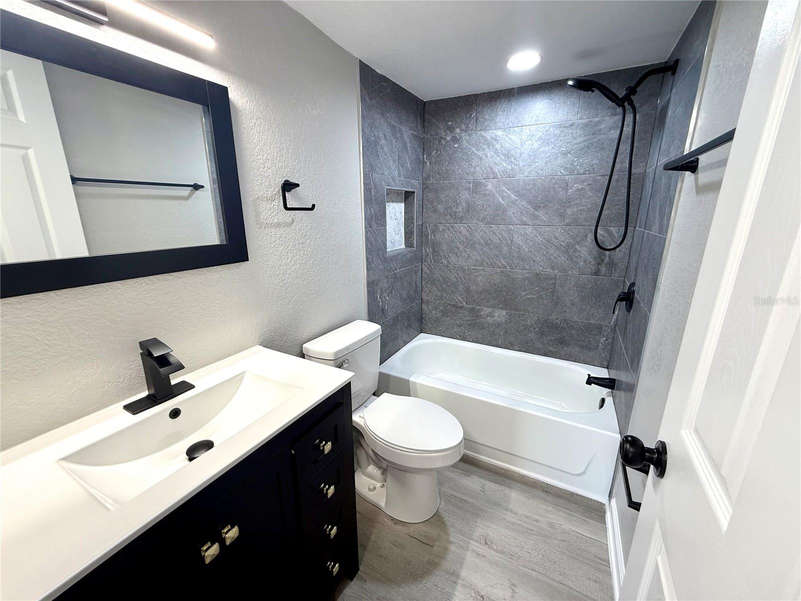 Image 11 of 20 For 6611 Glen Meadow Loop