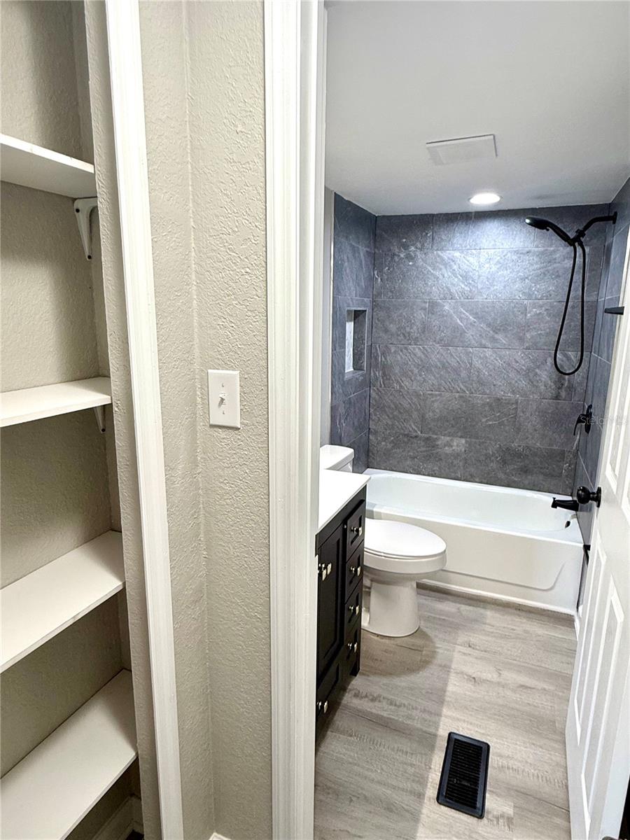 Image 12 of 20 For 6611 Glen Meadow Loop