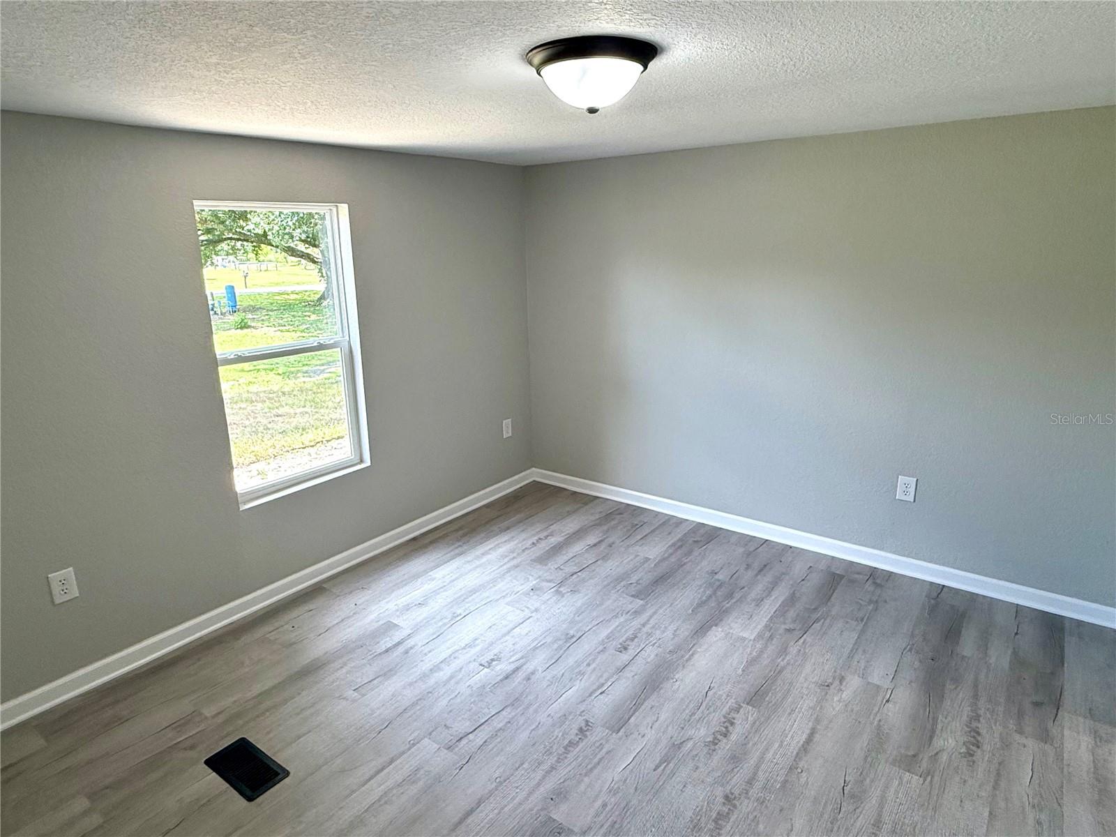 Image 16 of 20 For 6611 Glen Meadow Loop