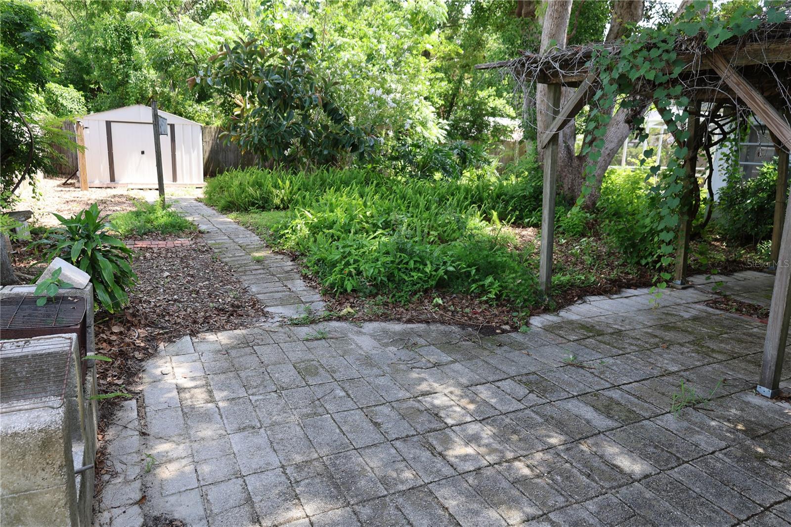 Image 26 of 30 For 733 Oleander Drive Se