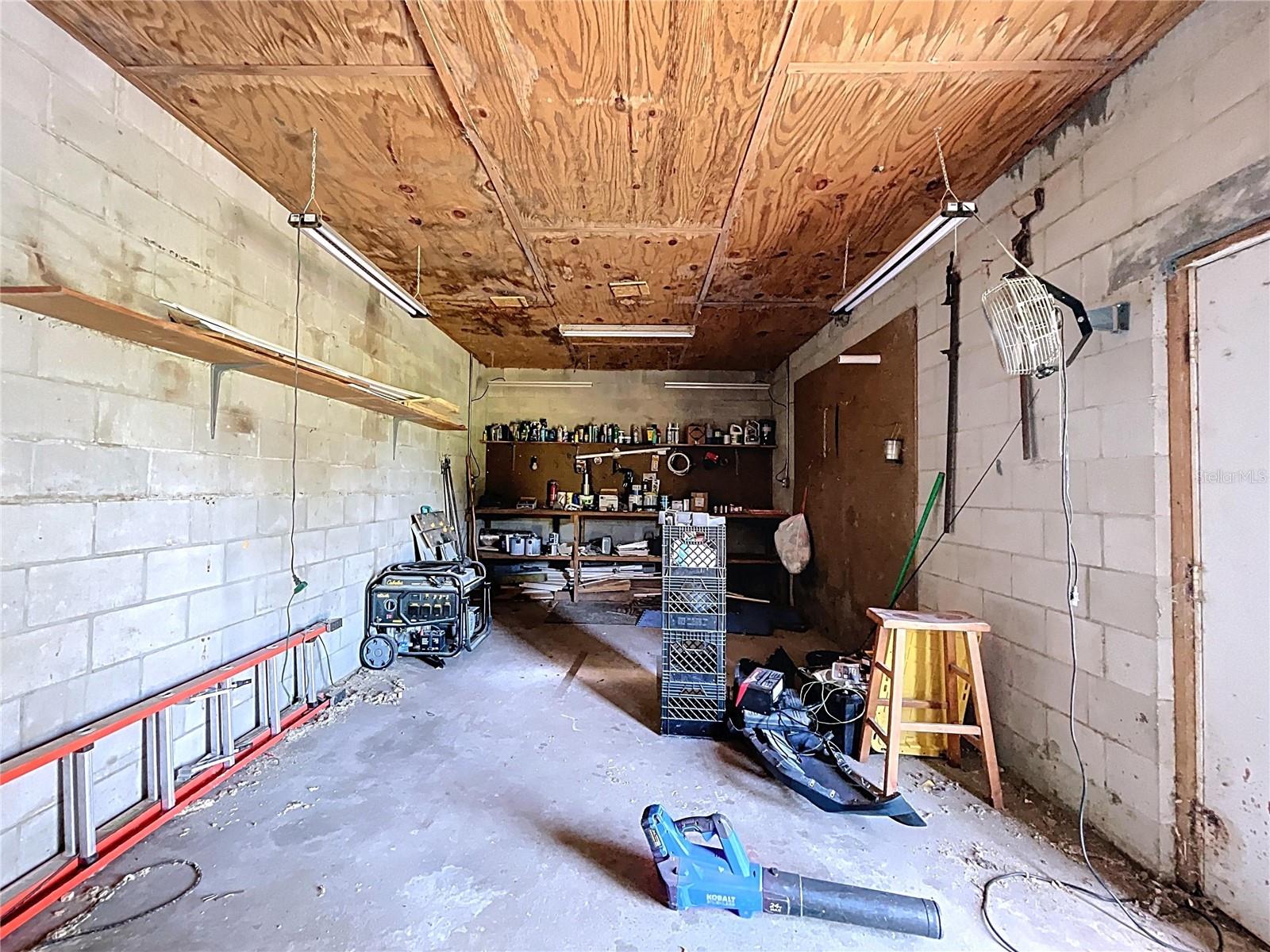 Image 39 of 57 For 1711 Estes Road