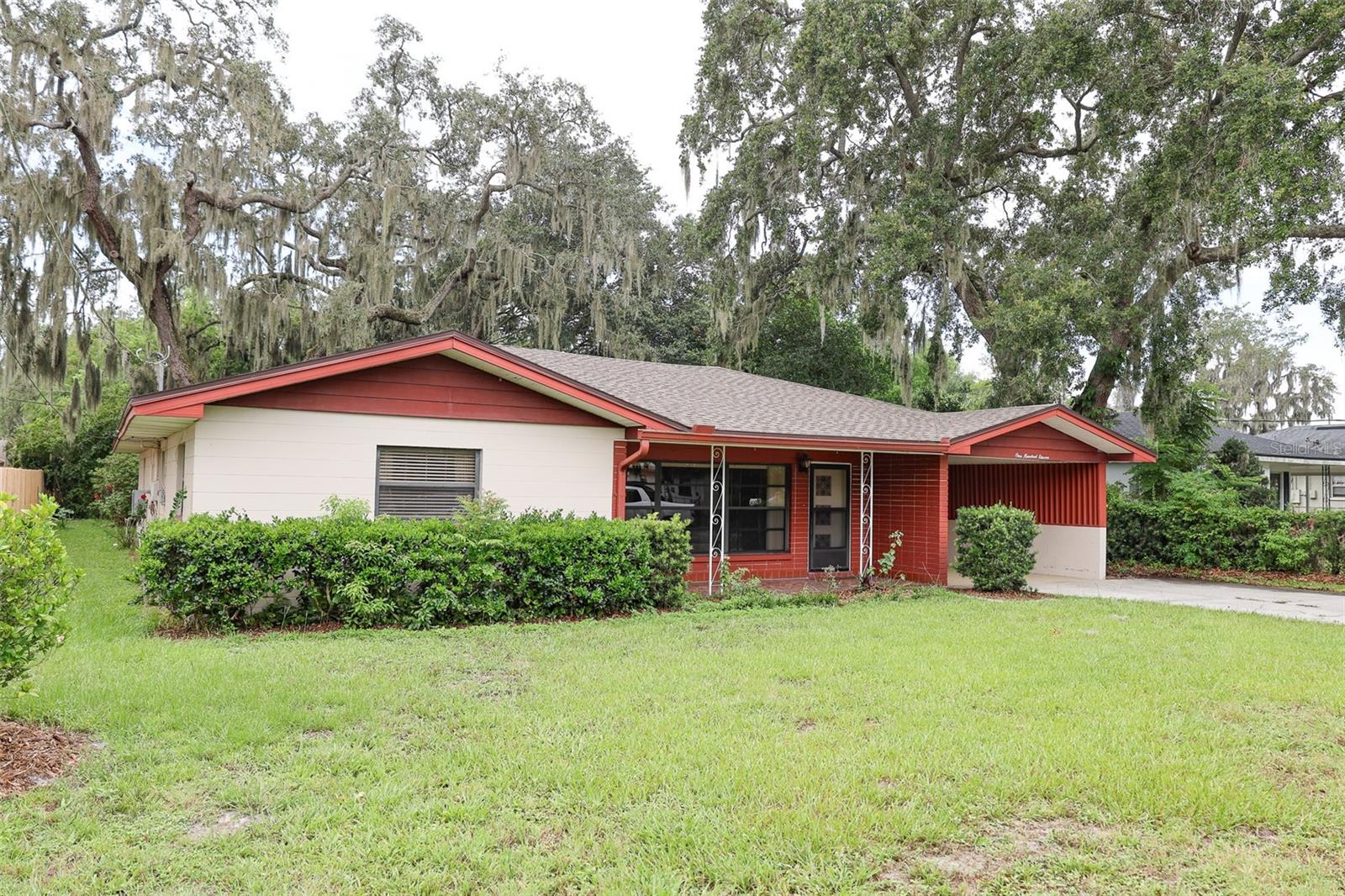 Image 3 of 29 For 111 Deen Boulevard