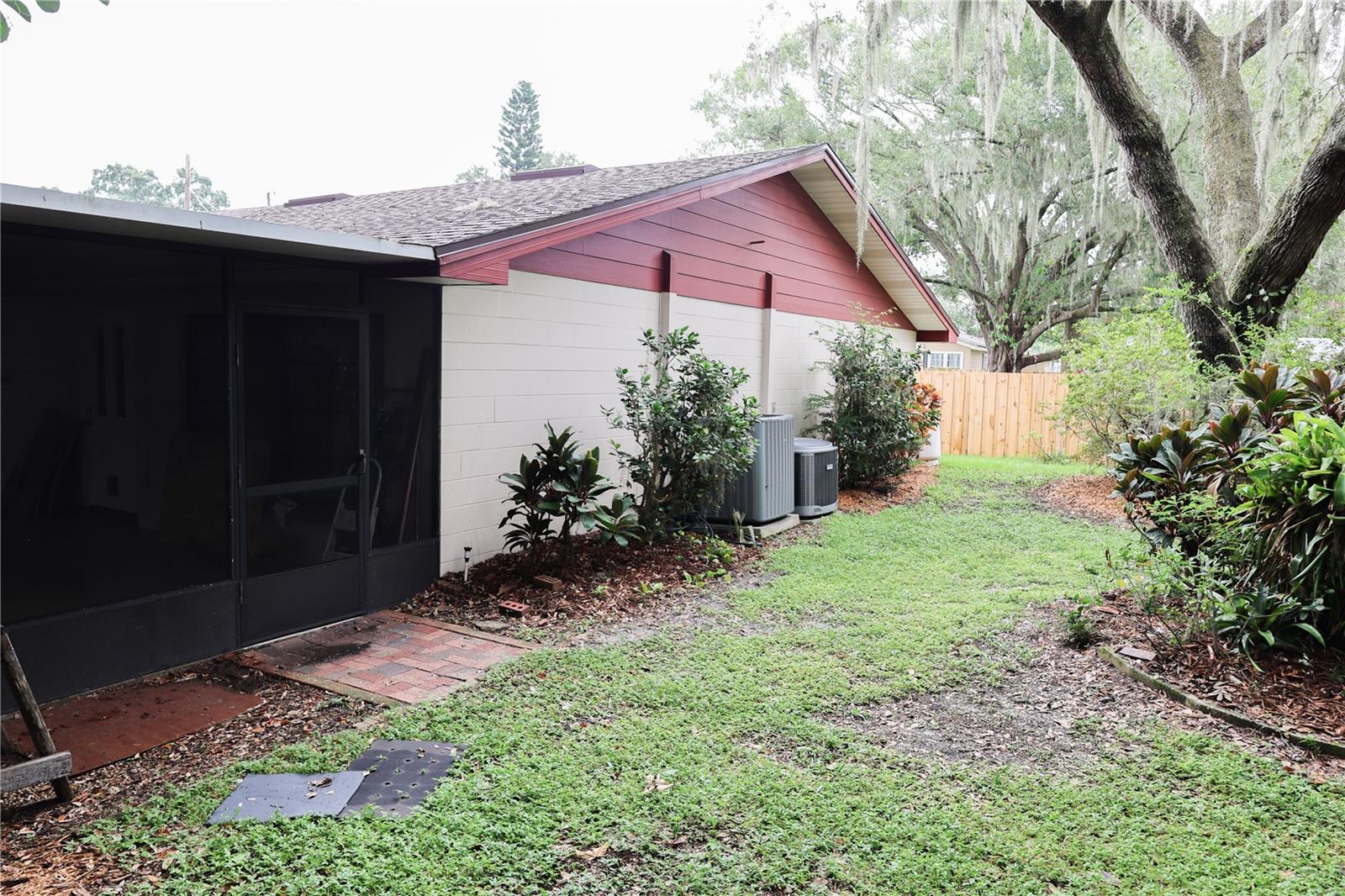 Image 5 of 29 For 111 Deen Boulevard