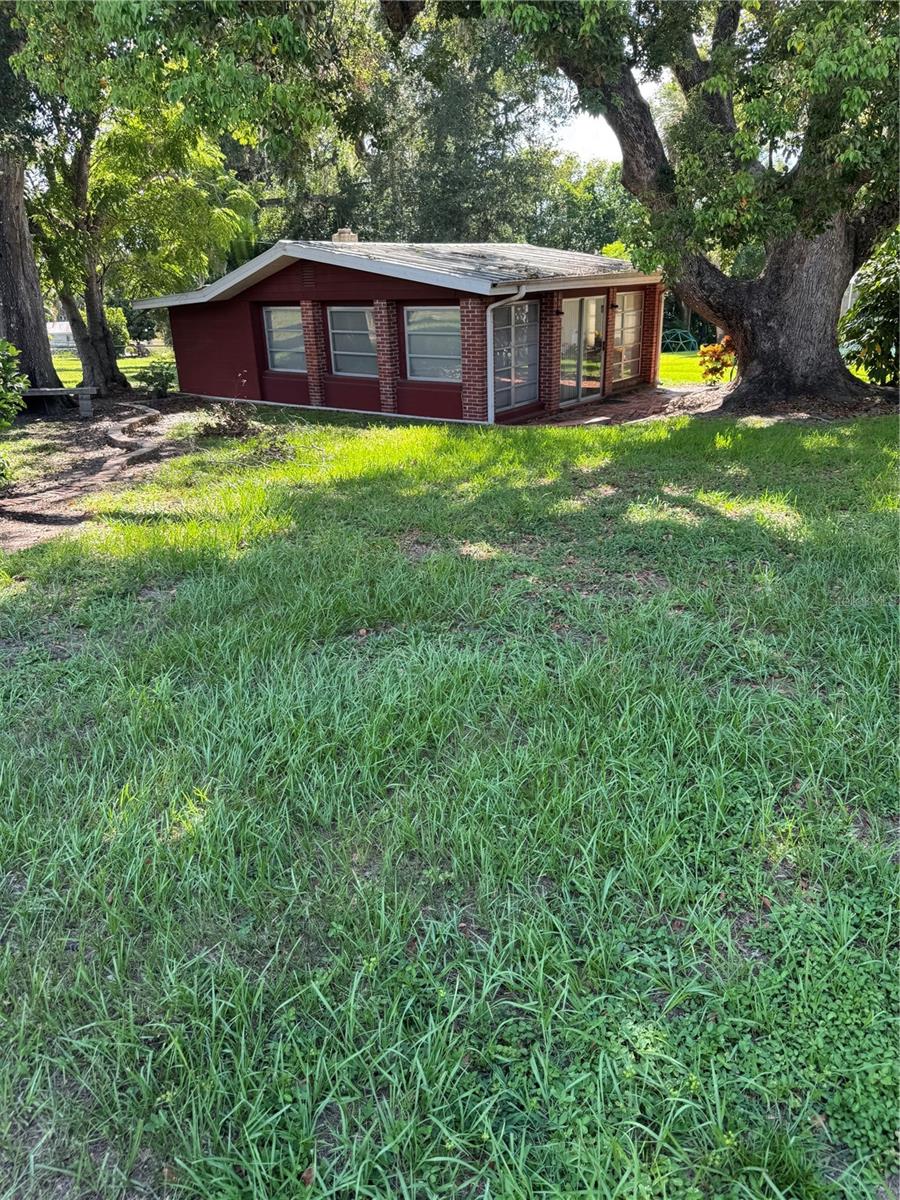 Image 16 of 17 For 530 Ridge Avenue