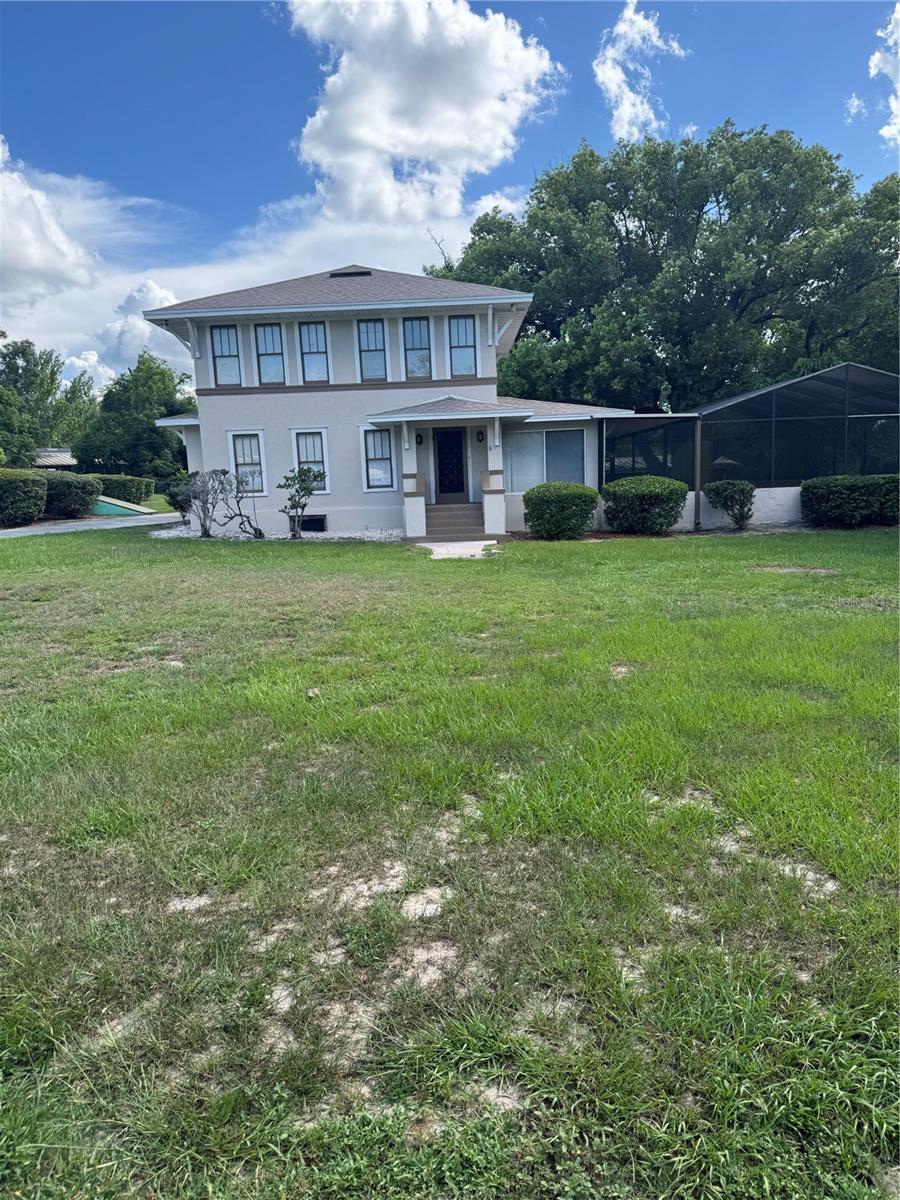 Image 3 of 17 For 530 Ridge Avenue