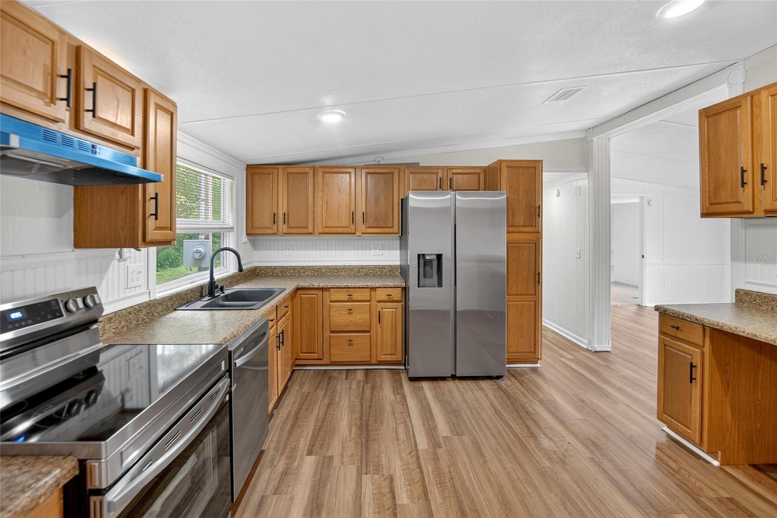 Image 10 of 70 For 7333 23rd Street