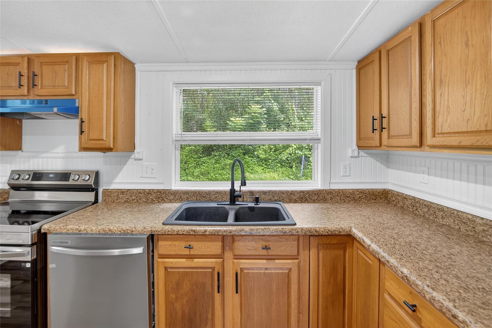 Image 11 of 70 For 7333 23rd Street
