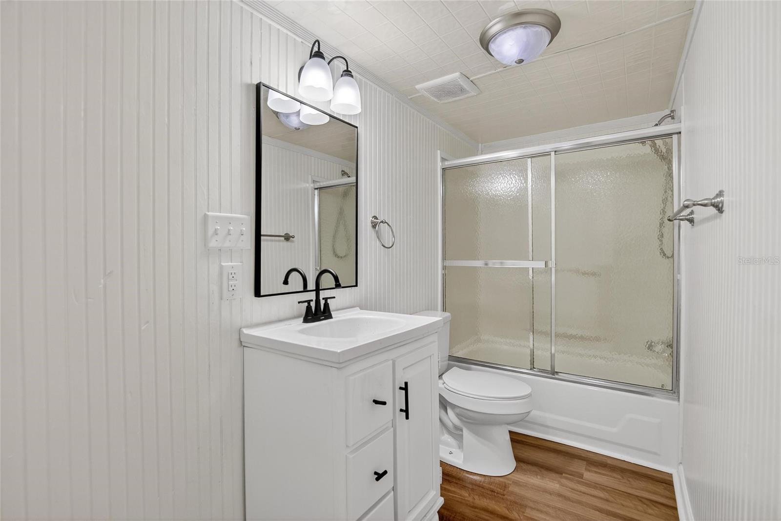 Image 16 of 70 For 7333 23rd Street