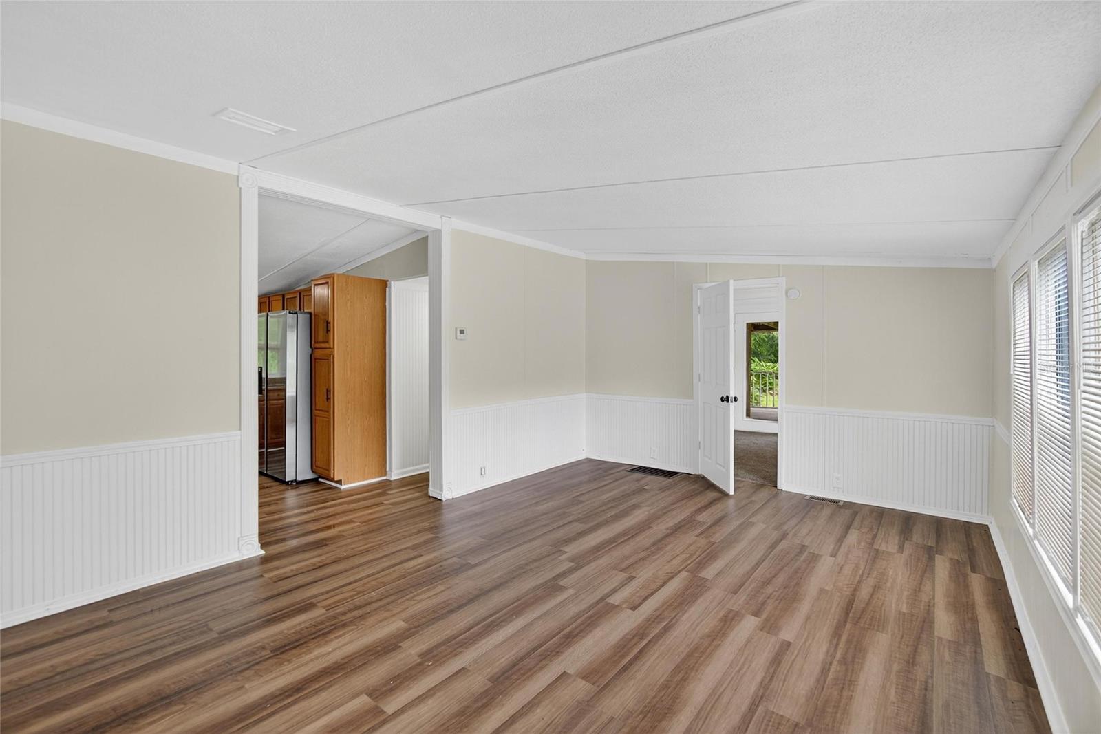 Image 3 of 70 For 7333 23rd Street