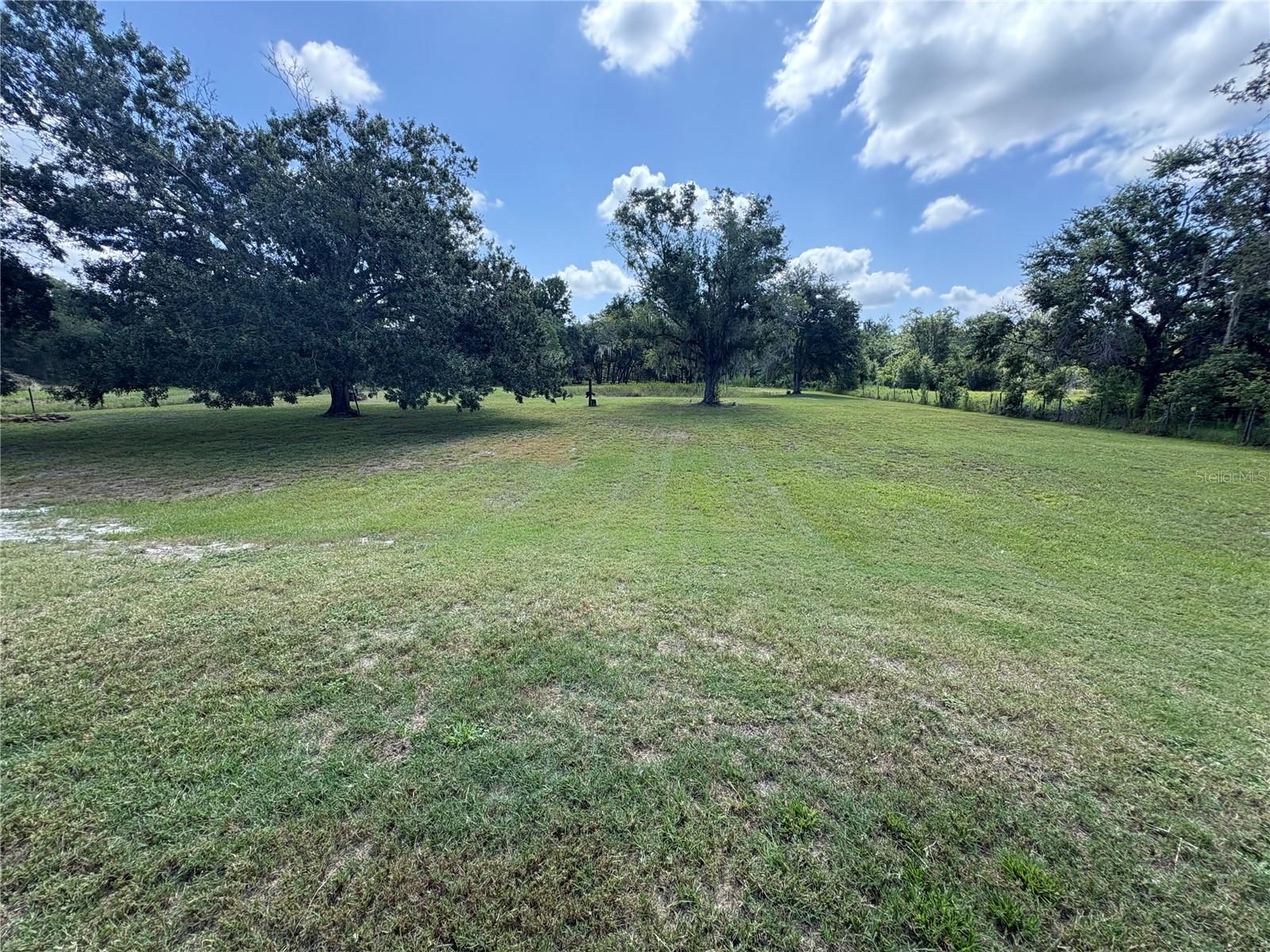 Image 17 of 22 For 10905 Country View Drive
