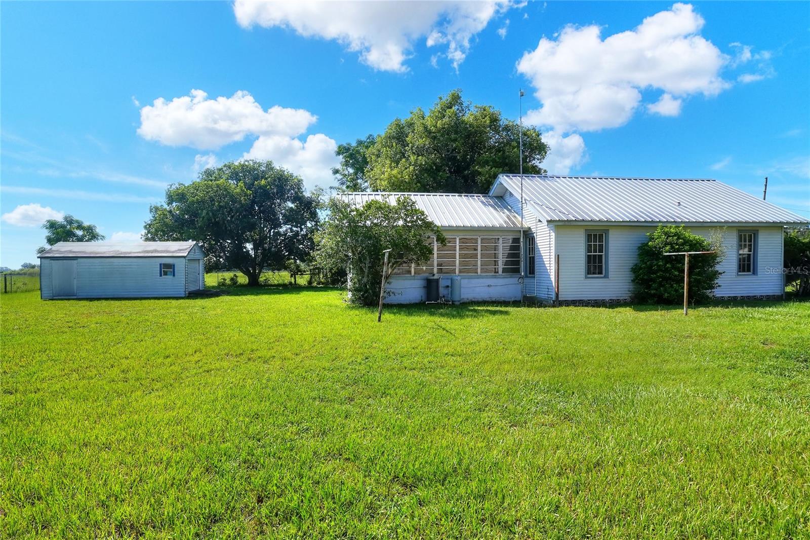 Image 27 of 39 For 625 Lake Wales Road S