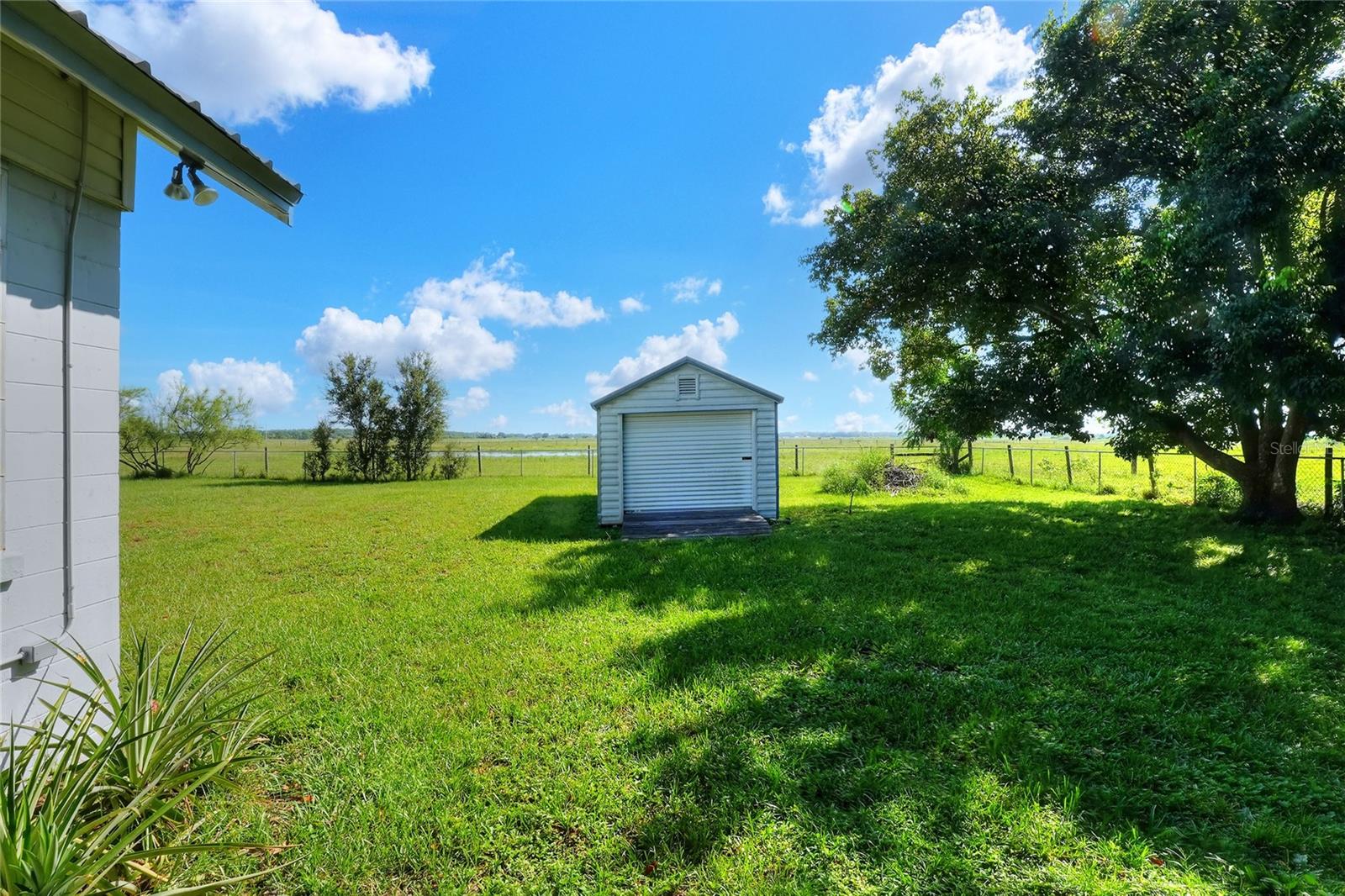 Image 30 of 39 For 625 Lake Wales Road S