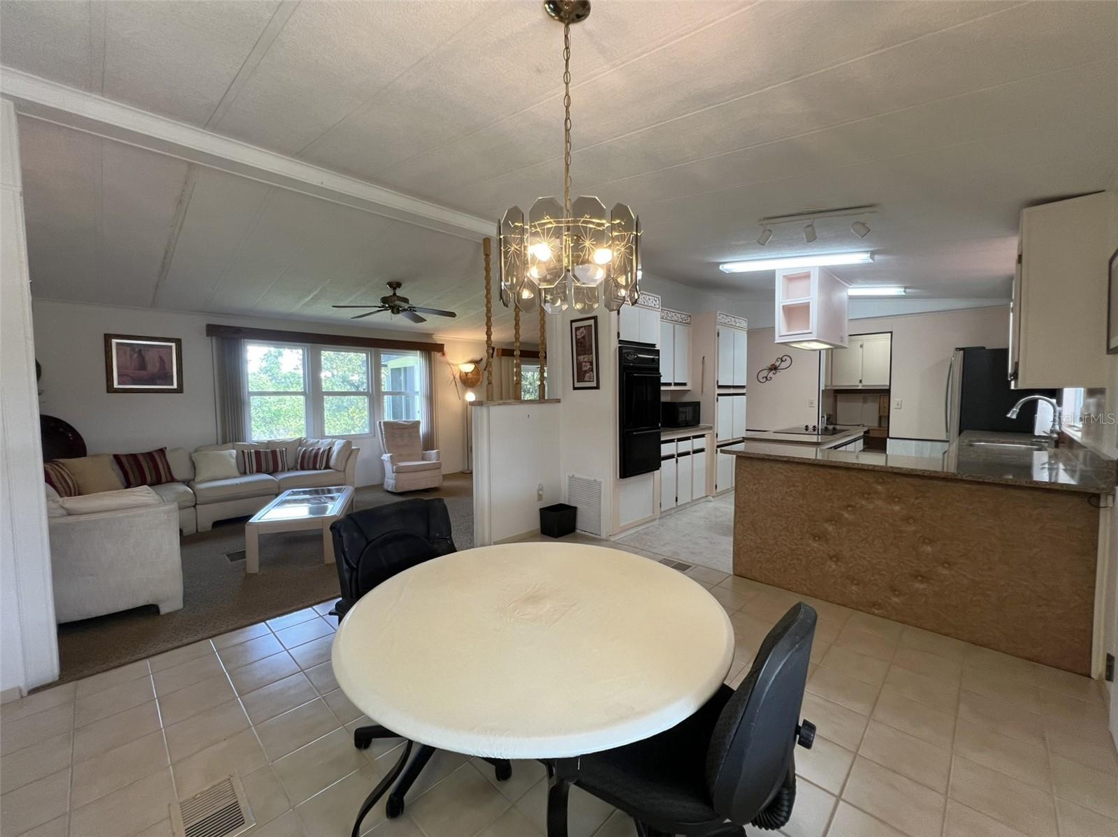 Image 24 of 90 For 2055 Floral Avenue 246