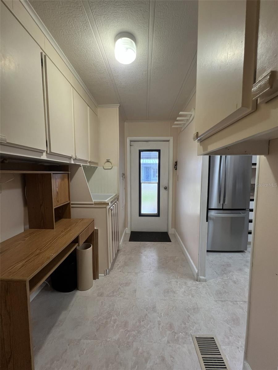 Image 62 of 90 For 2055 Floral Avenue 246