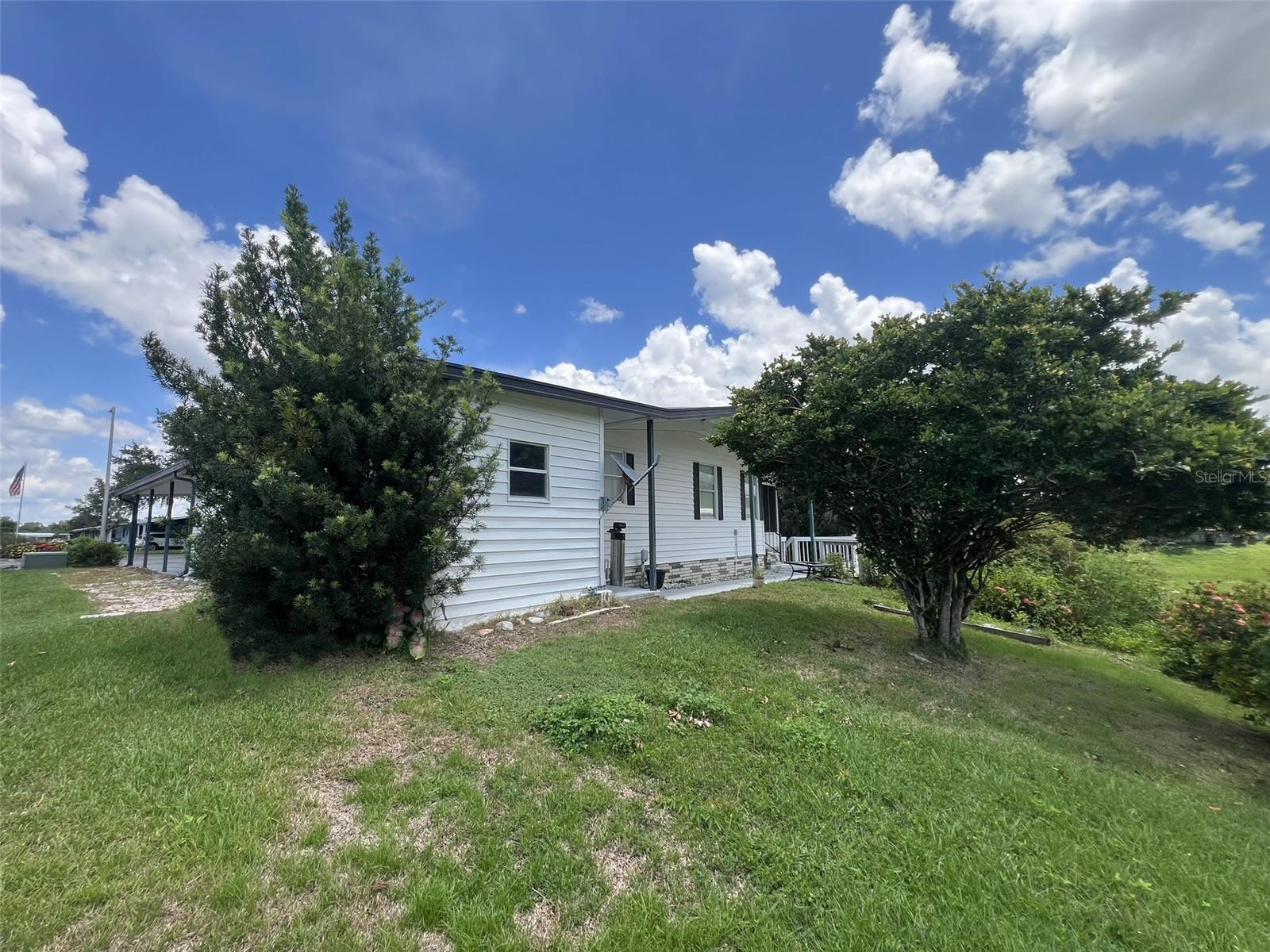 Image 8 of 90 For 2055 Floral Avenue 246