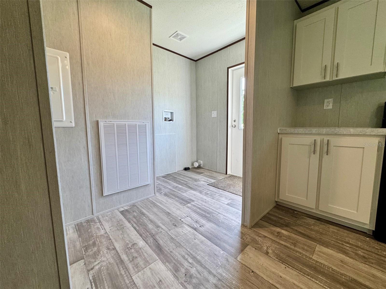 Image 21 of 23 For 5040 1st Street Nw