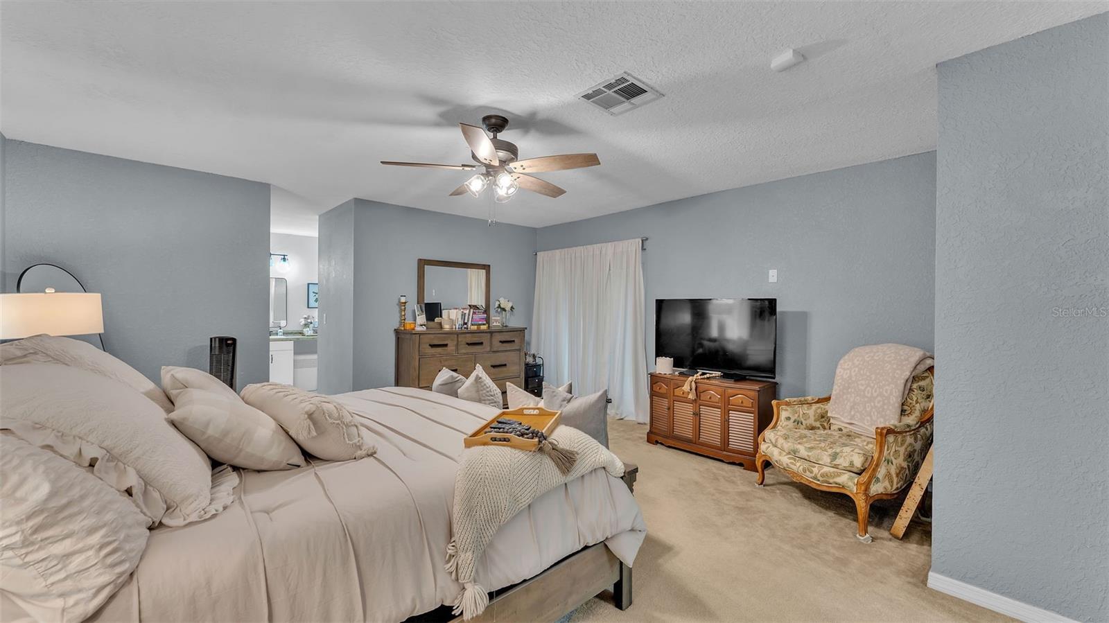 Image 20 of 36 For 1188 De La Palma Avenue