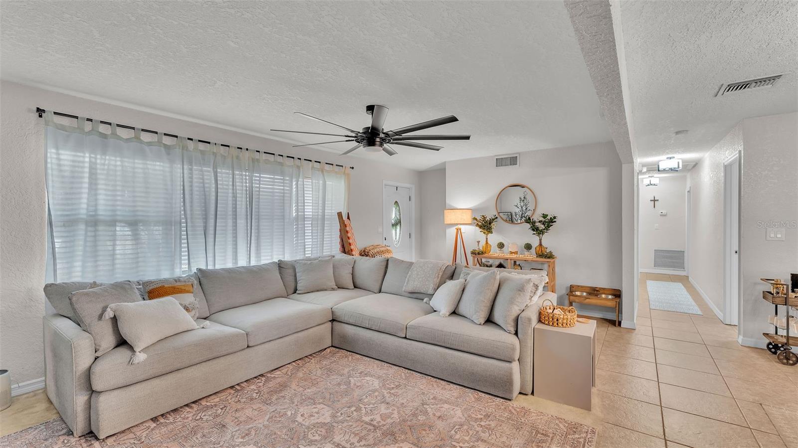Image 3 of 36 For 1188 De La Palma Avenue
