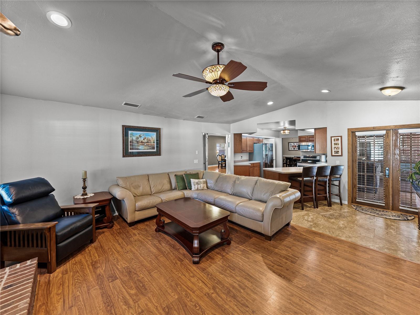 Image 18 of 49 For 1510 Rosa Court