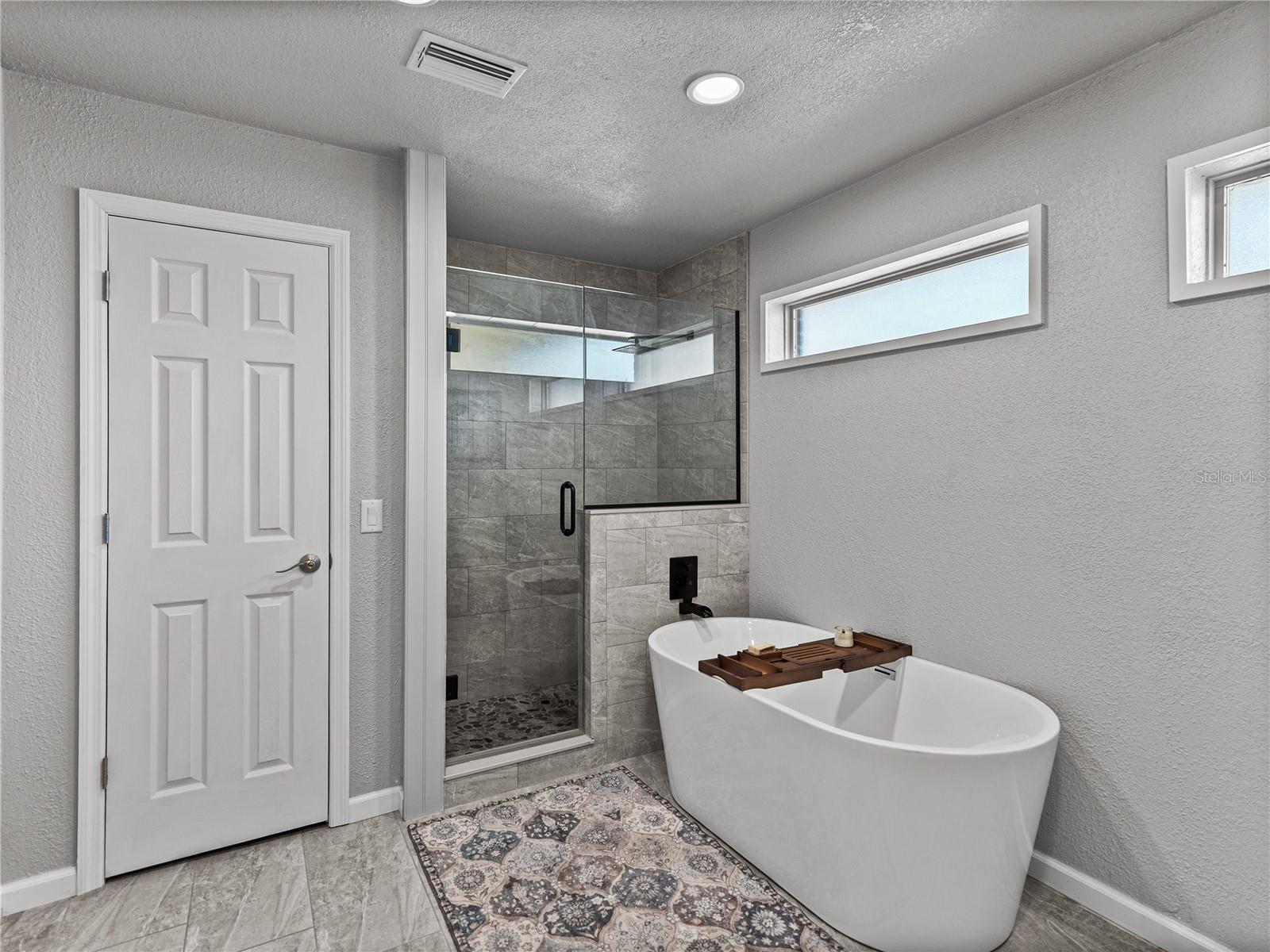 Image 31 of 49 For 1510 Rosa Court