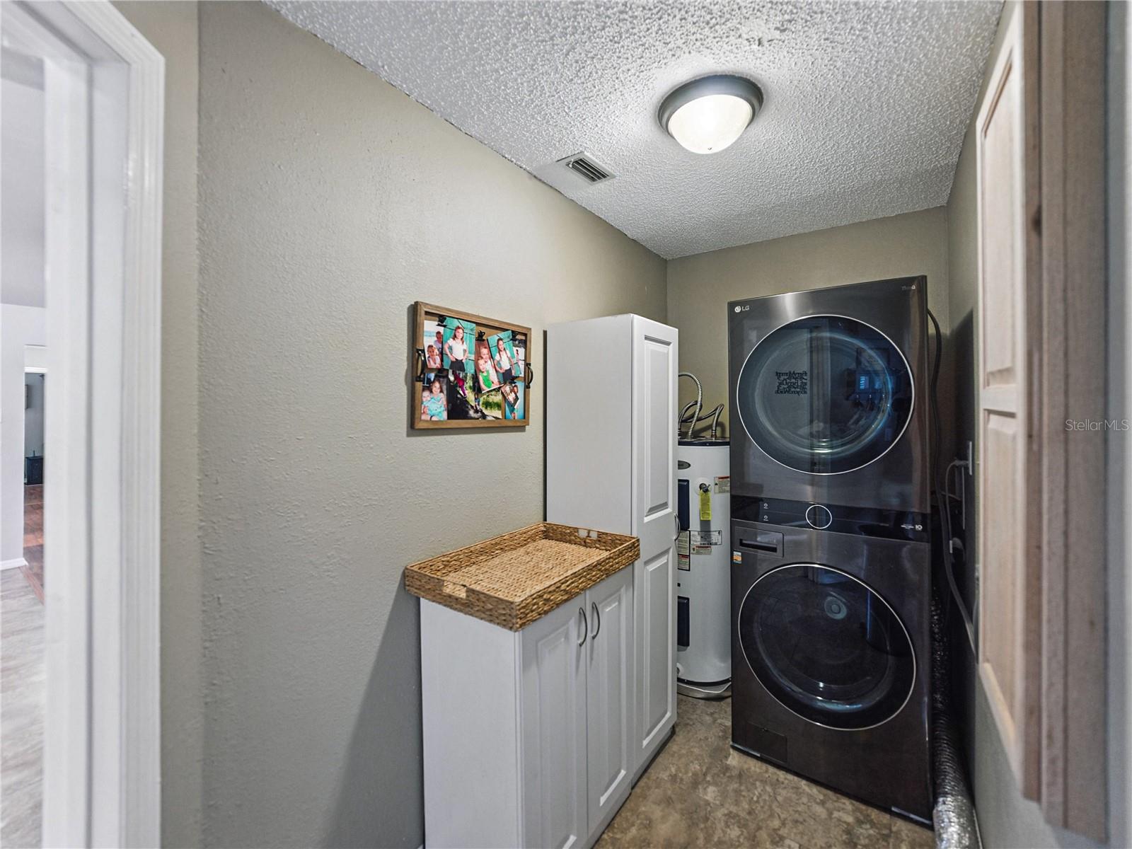 Image 32 of 49 For 1510 Rosa Court