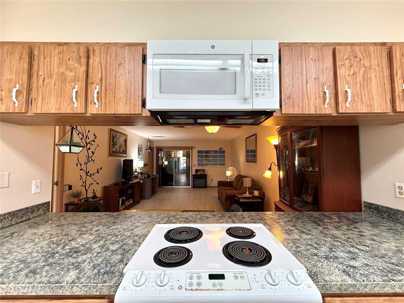 Image 7 of 35 For 4726 Granada Boulevard 4726