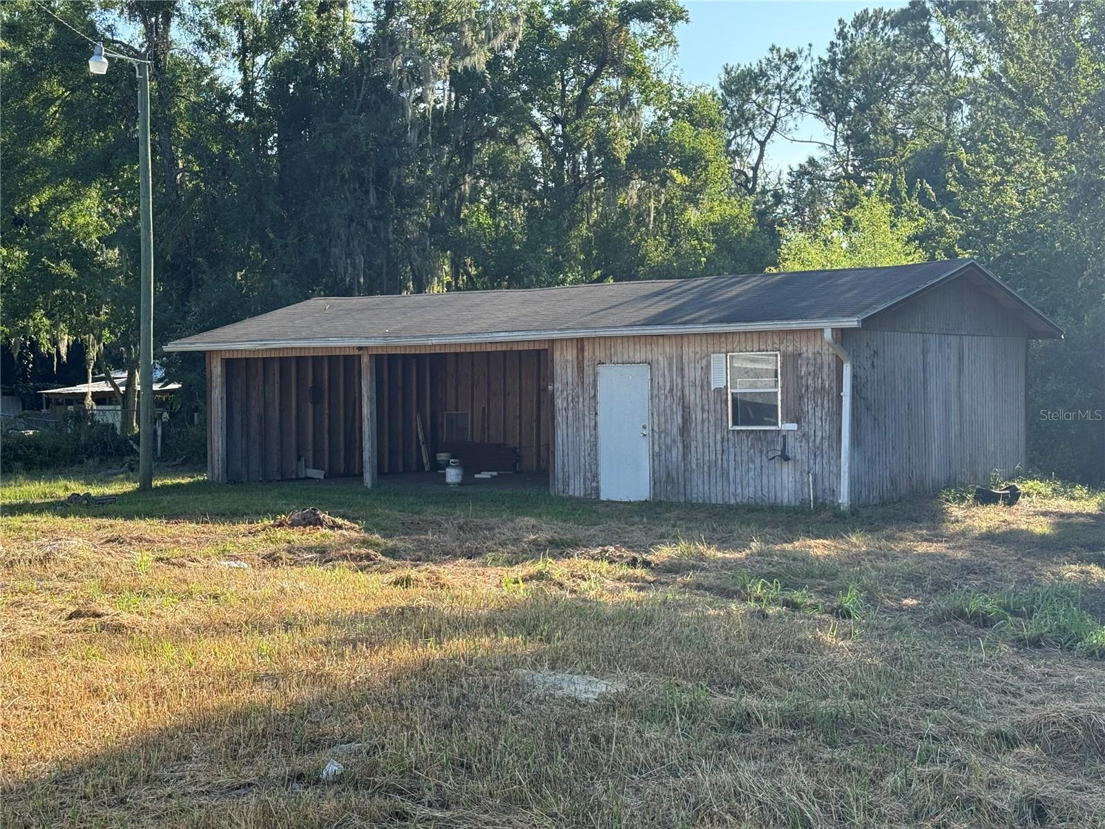 Image 4 of 15 For 1117 Sutton Road