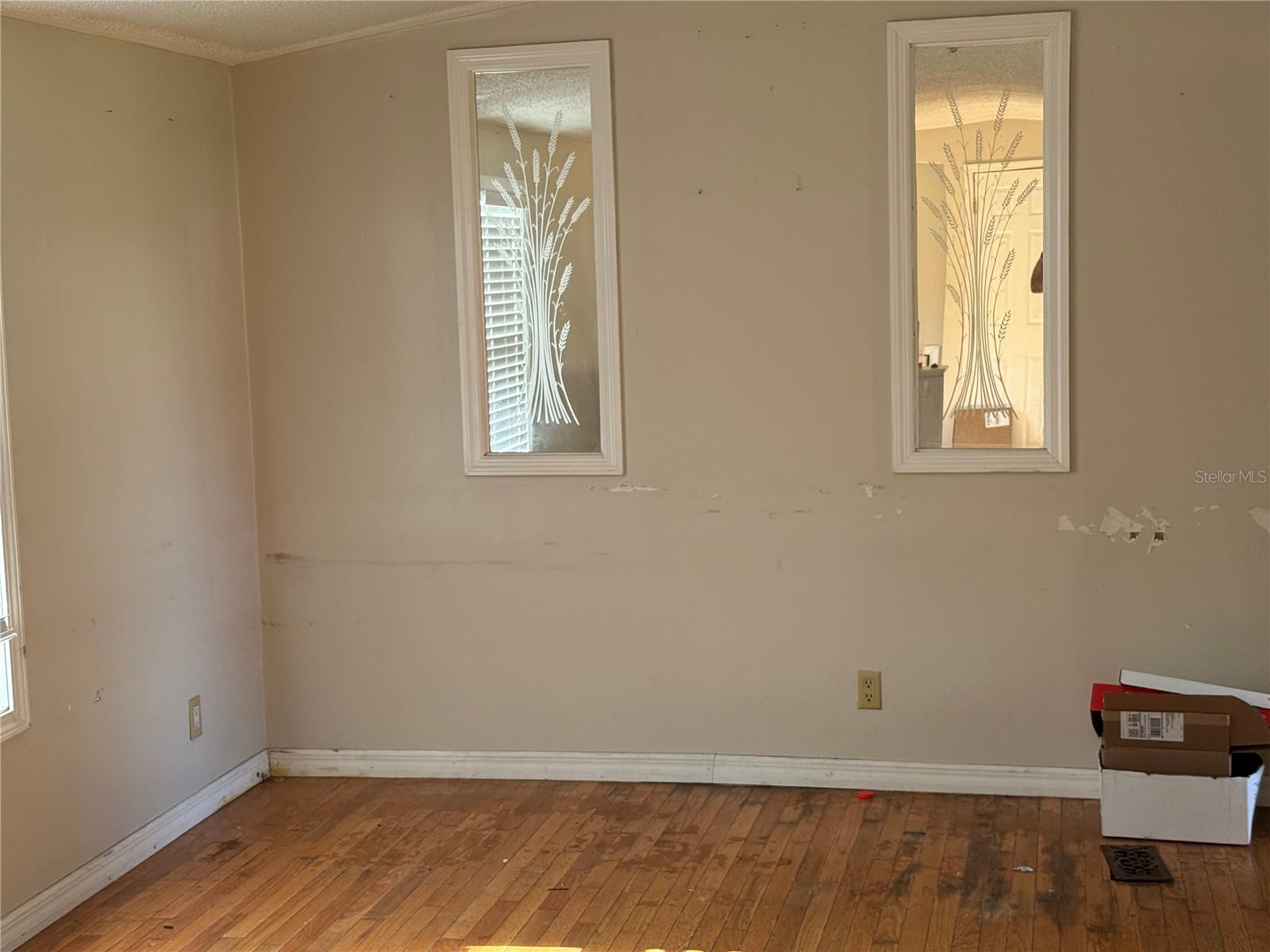 Image 6 of 15 For 1117 Sutton Road