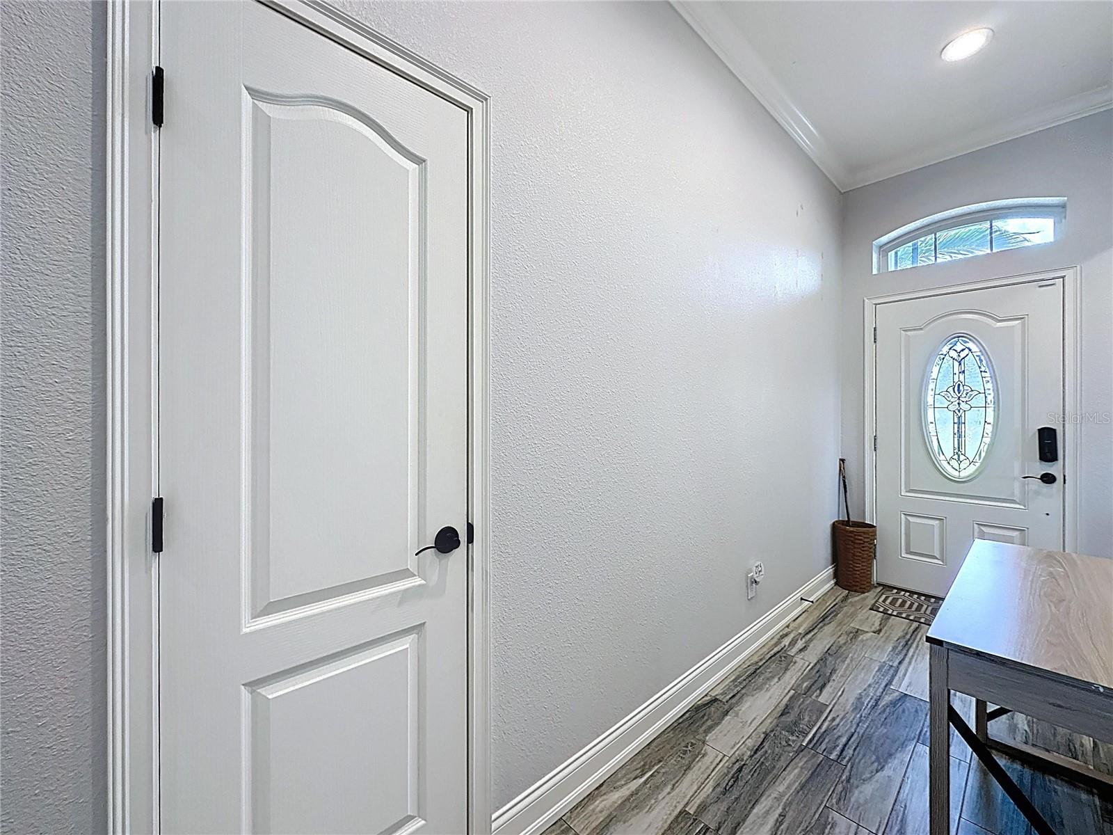 Image 18 of 57 For 214 Spring Azure Drive