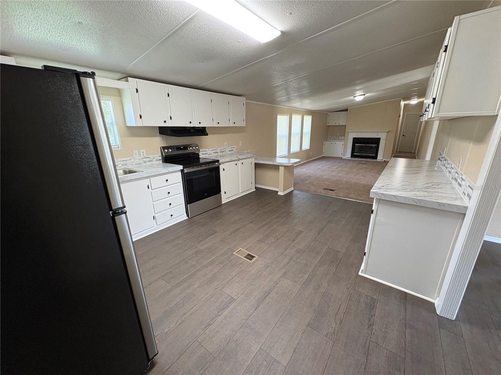 Image 8 of 16 For 925 8th Street