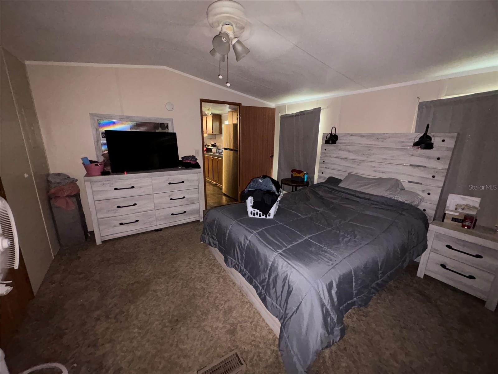 Image 31 of 37 For 2204 Ellie Road 1