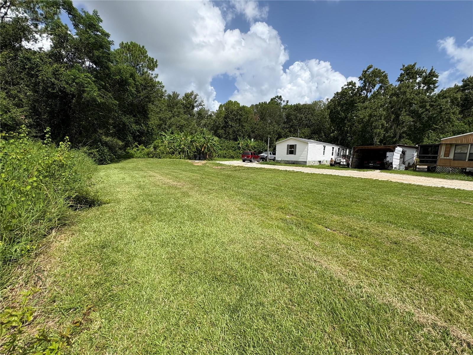 Image 4 of 37 For 2204 Ellie Road 1