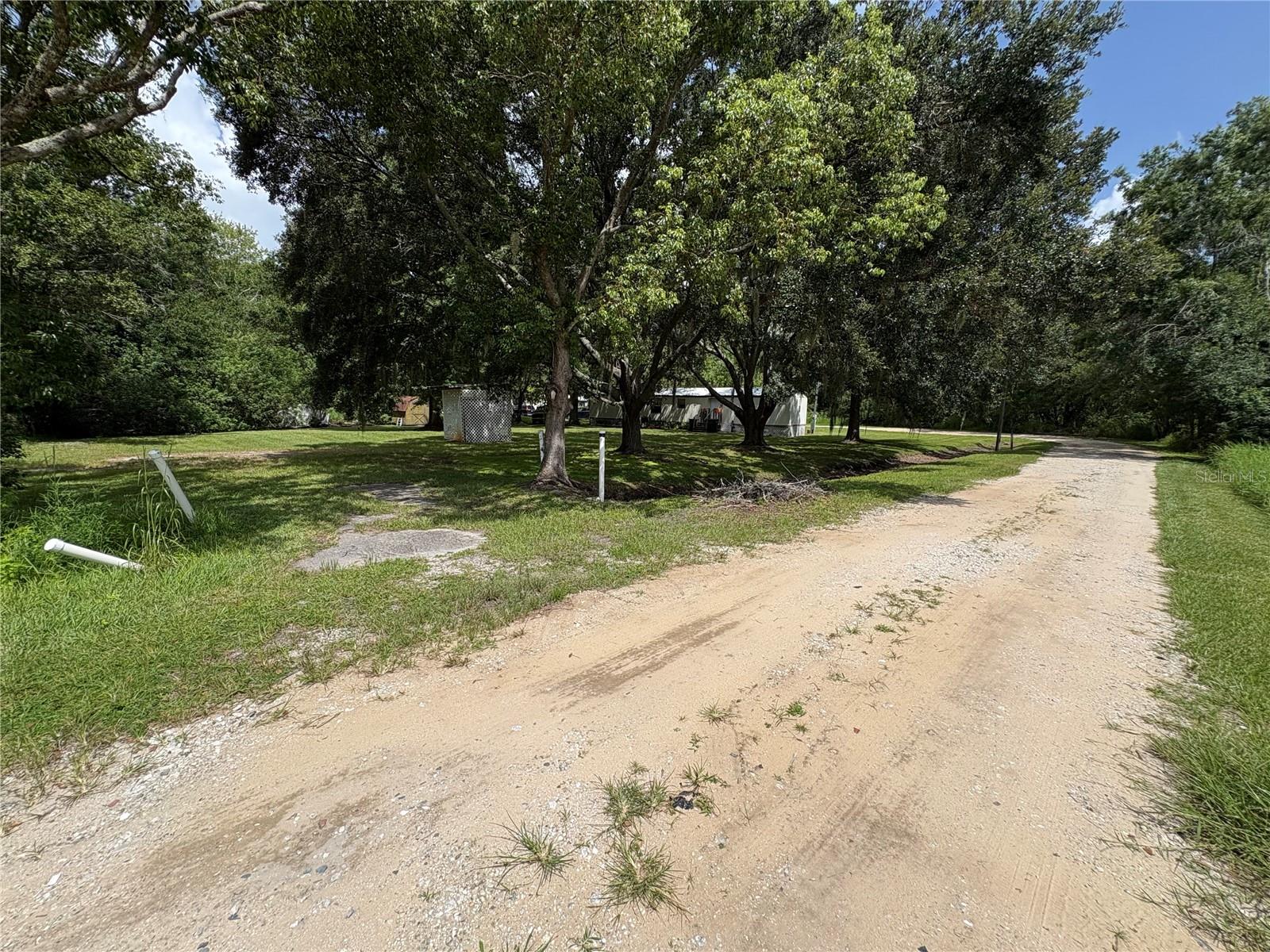 Image 8 of 37 For 2204 Ellie Road 1