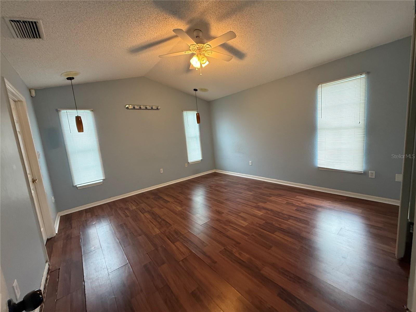 Image 11 of 14 For 1932 Lake Seward Drive