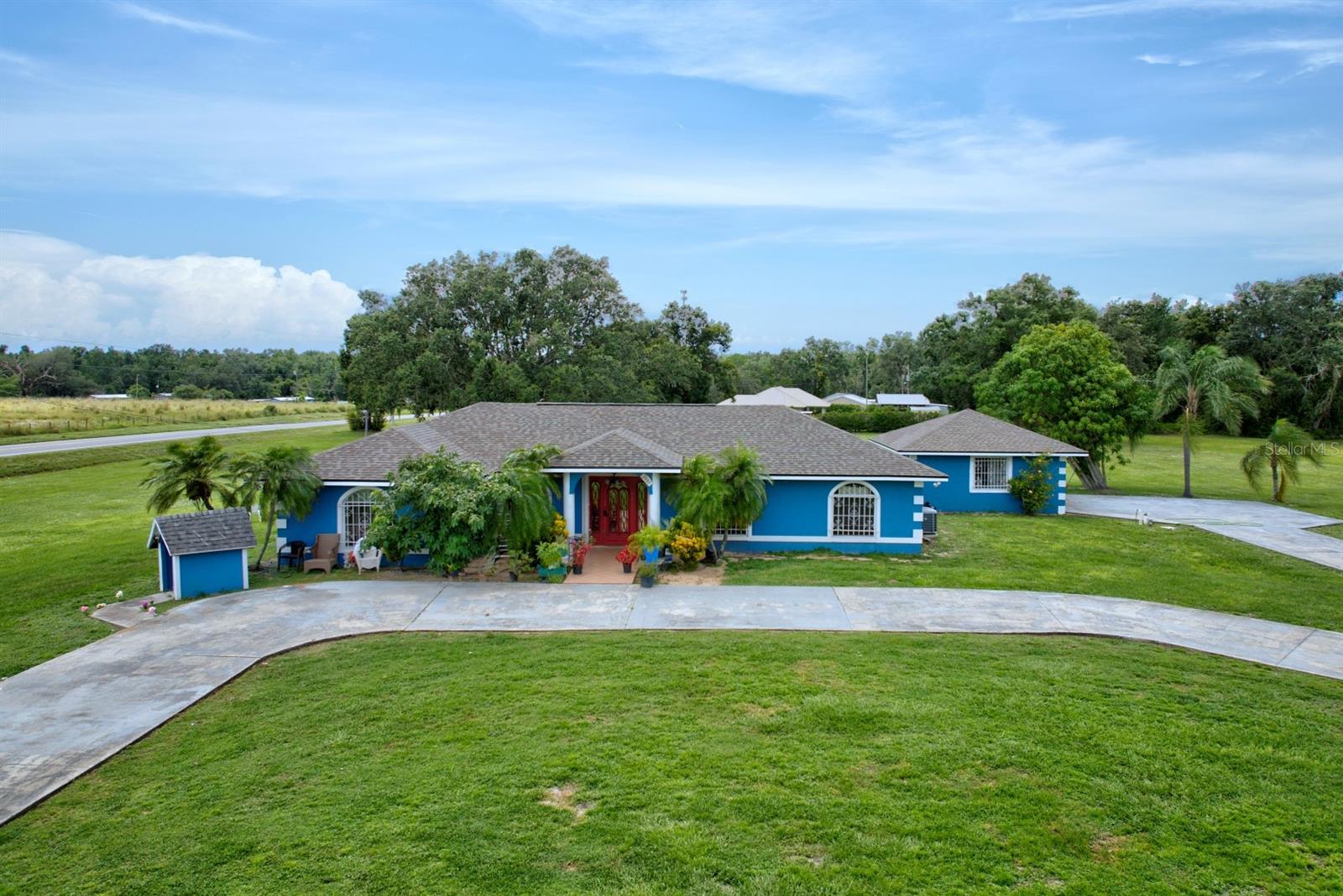 Image 2 of 35 For 3092 Golfview Drive