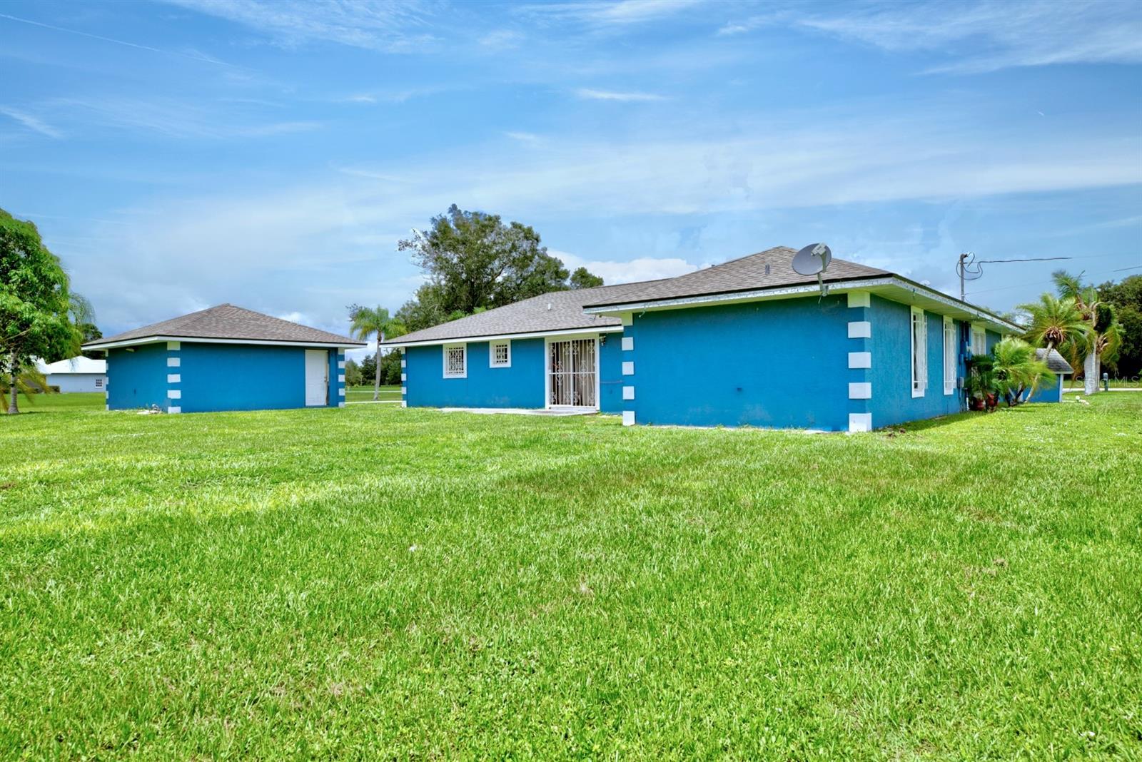 Image 23 of 35 For 3092 Golfview Drive
