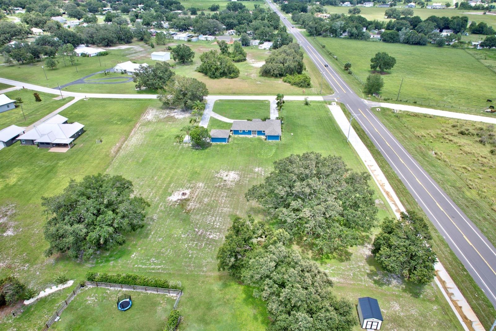 Image 31 of 35 For 3092 Golfview Drive