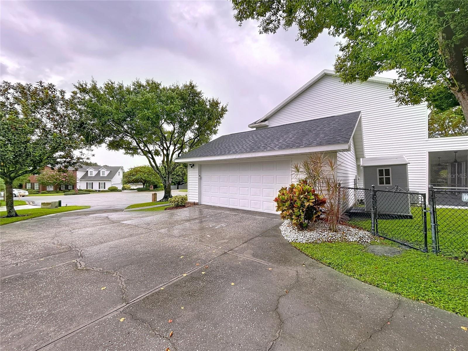Image 79 of 87 For 1904 Vista View Drive
