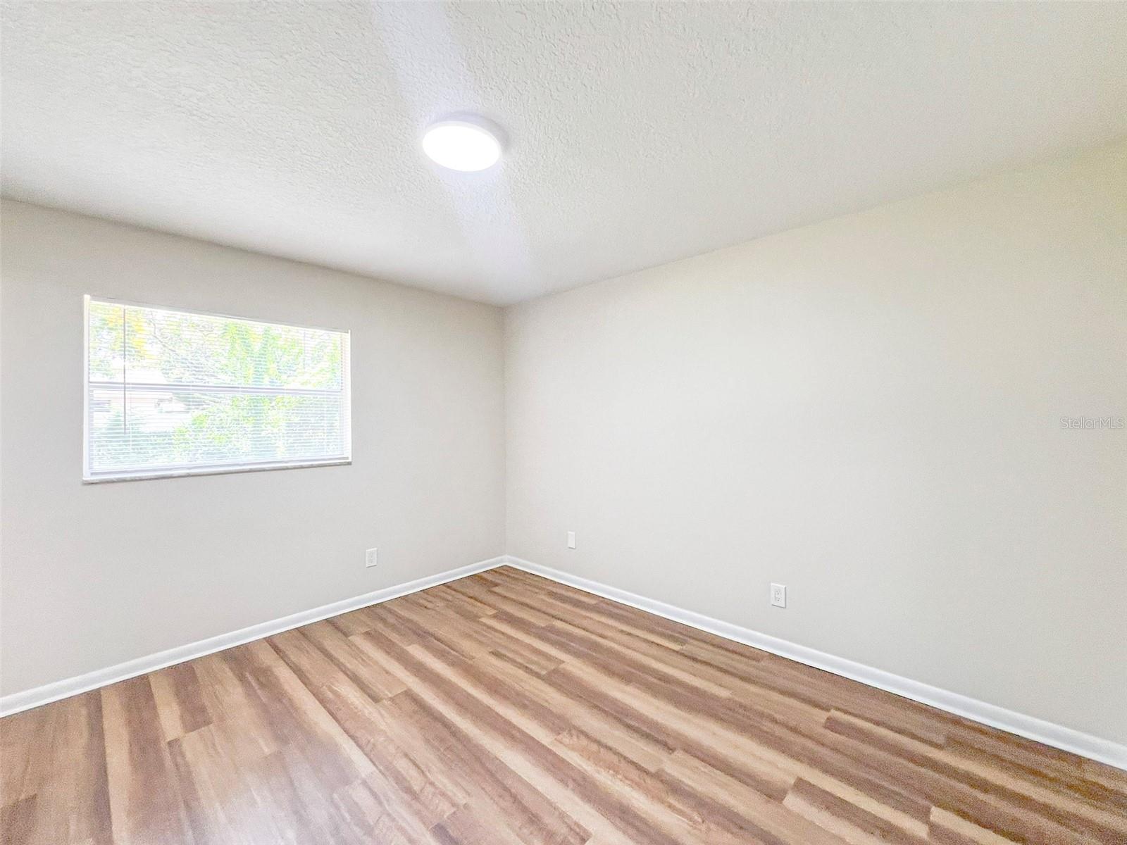 Image 11 of 25 For 602 Cortez Street