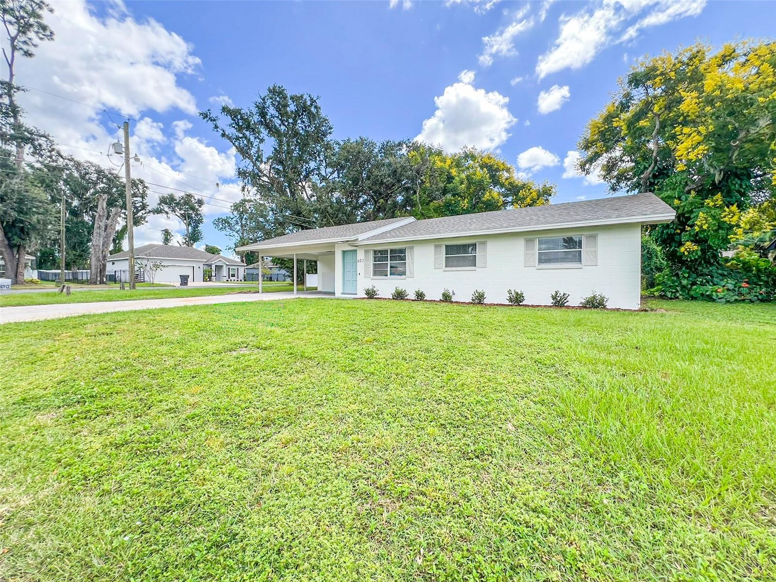 Image 4 of 25 For 602 Cortez Street