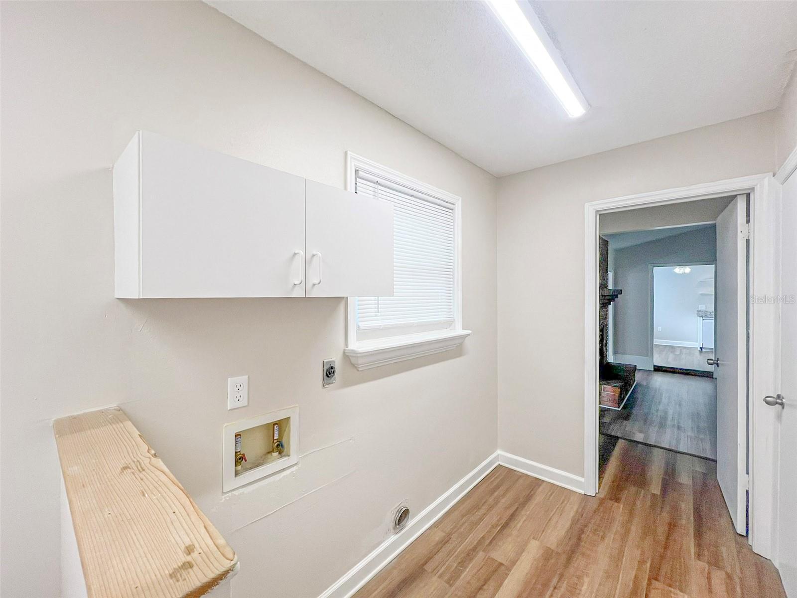 Image 21 of 31 For 2926 Forestgreen Drive S